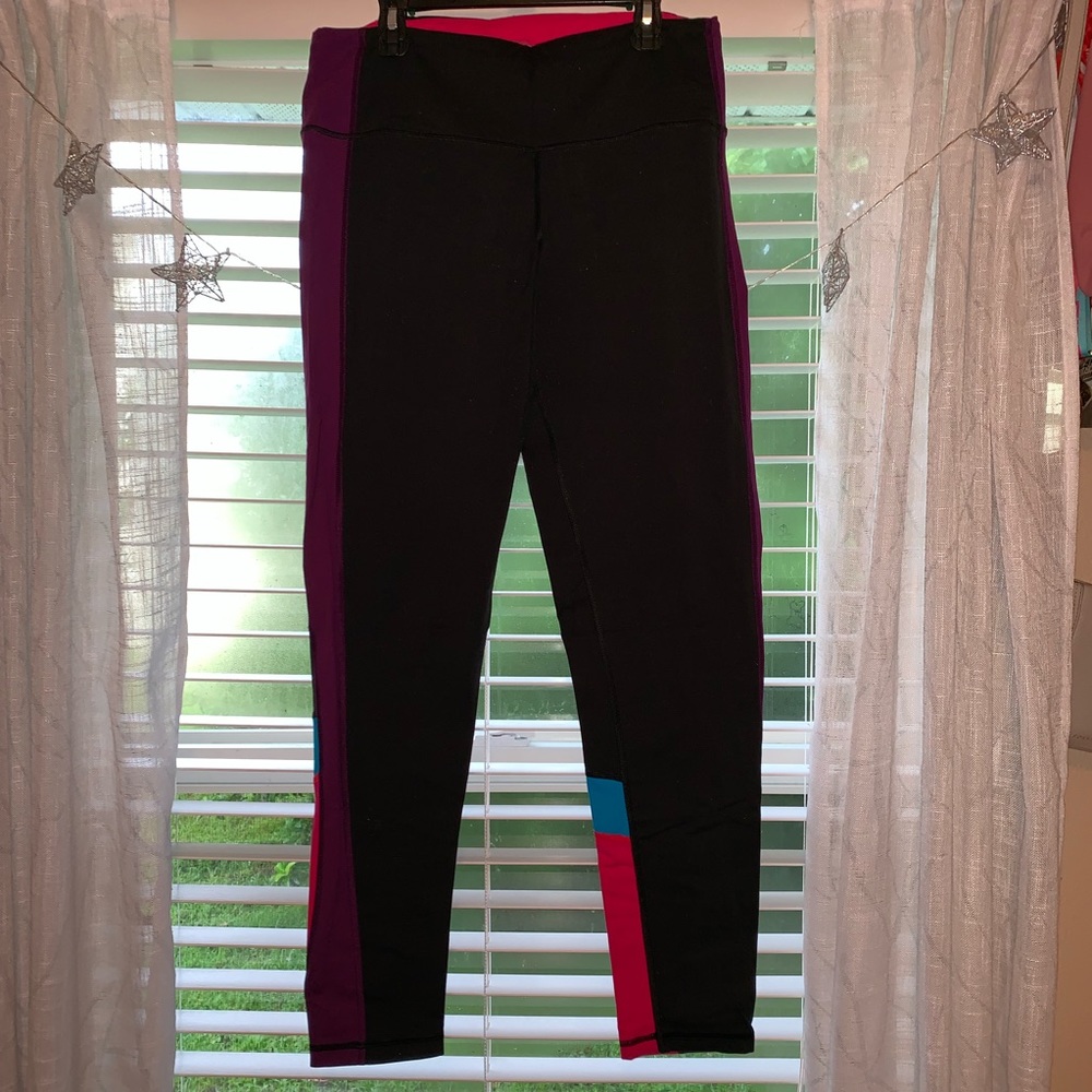 Victoria’s Secret Knockout Legging